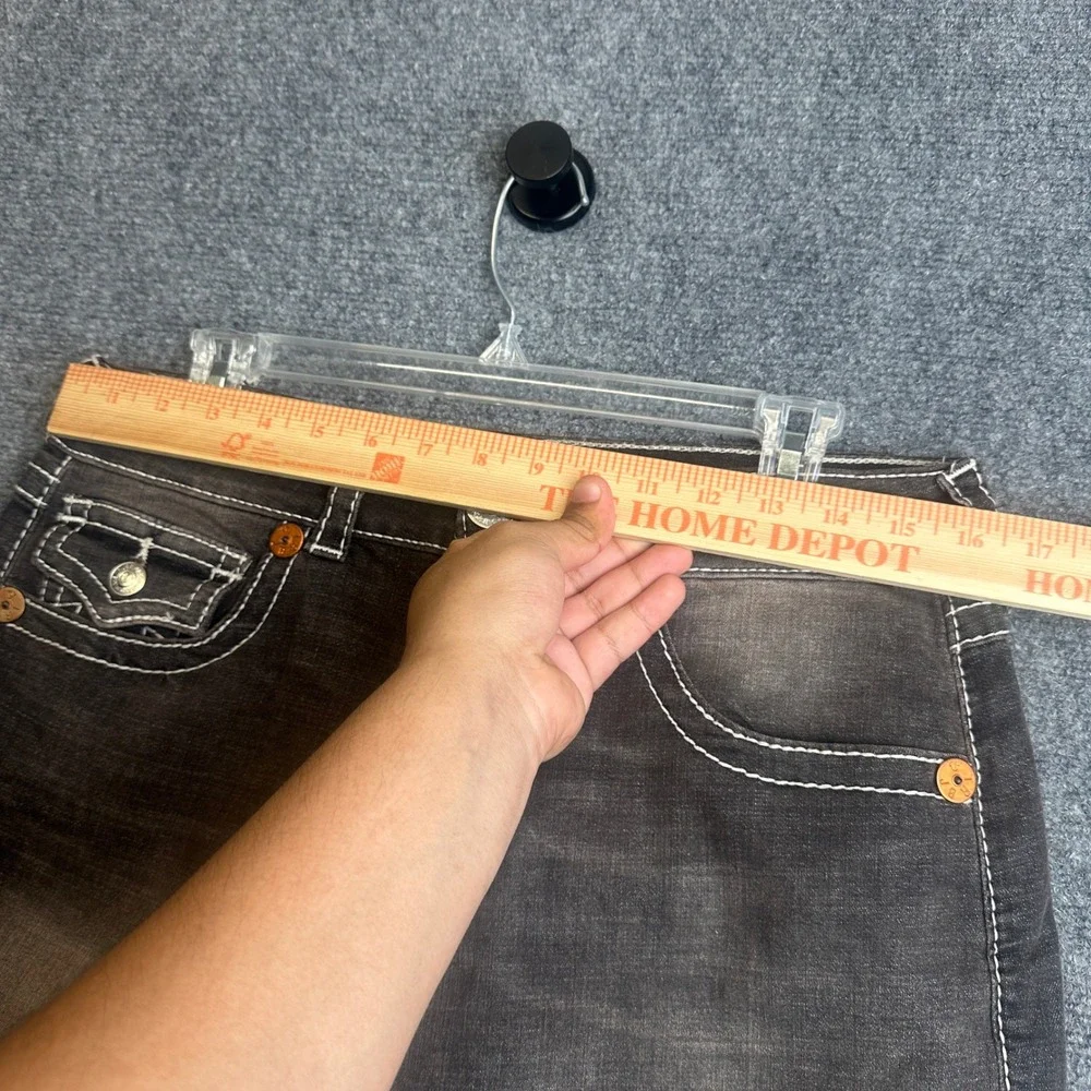 True Religion Baggy Denim Jort Mens 28 Black Cocoa‎ Crumble Big T Flap NWT